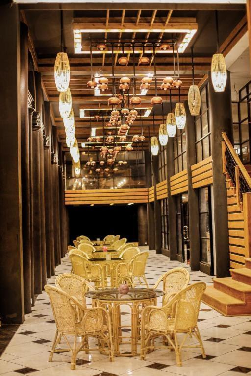 Covanro Sigiriya - Brand New Luxury Hotel Exterior photo