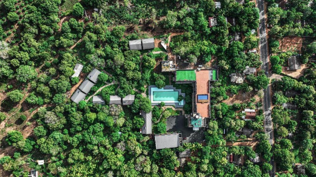 Covanro Sigiriya - Brand New Luxury Hotel Exterior photo