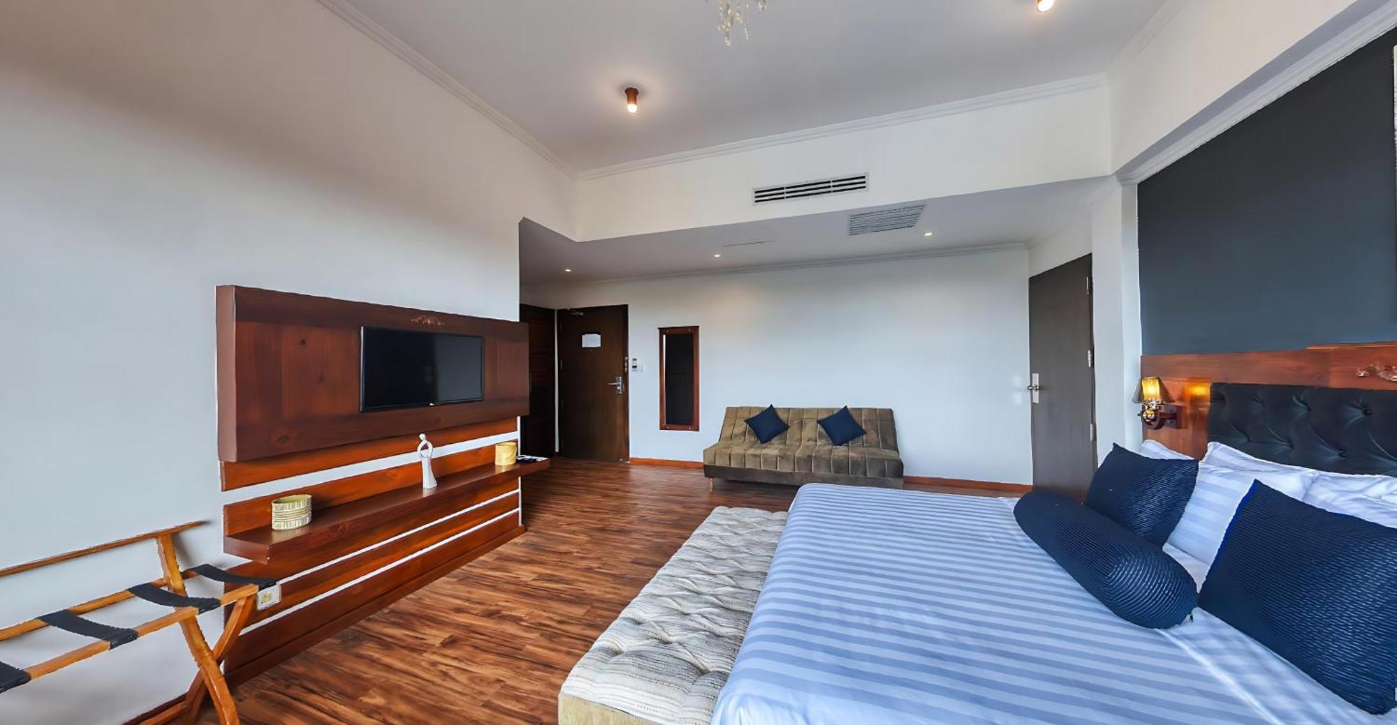Covanro Sigiriya - Brand New Luxury Hotel Exterior photo